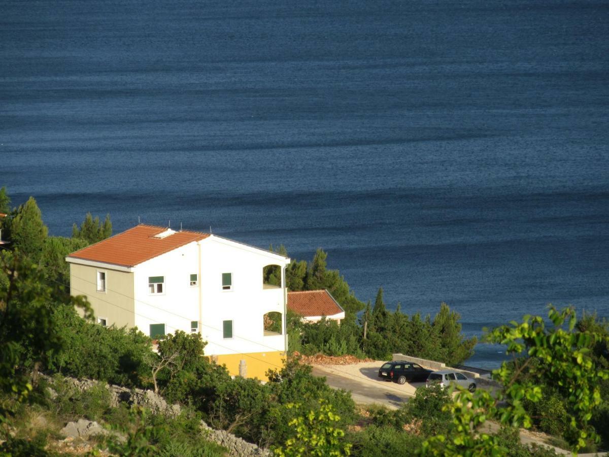 Apartmani Lucija1897 Starigrad Paklenica Exterior foto